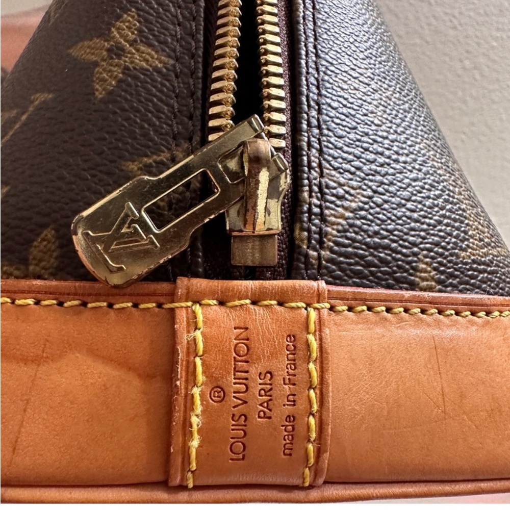 Louis Vuitton Alma PM 💯 % authentic - Picture 16 of 17